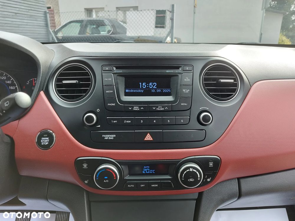 Hyundai i10 1.2 Premium - 27