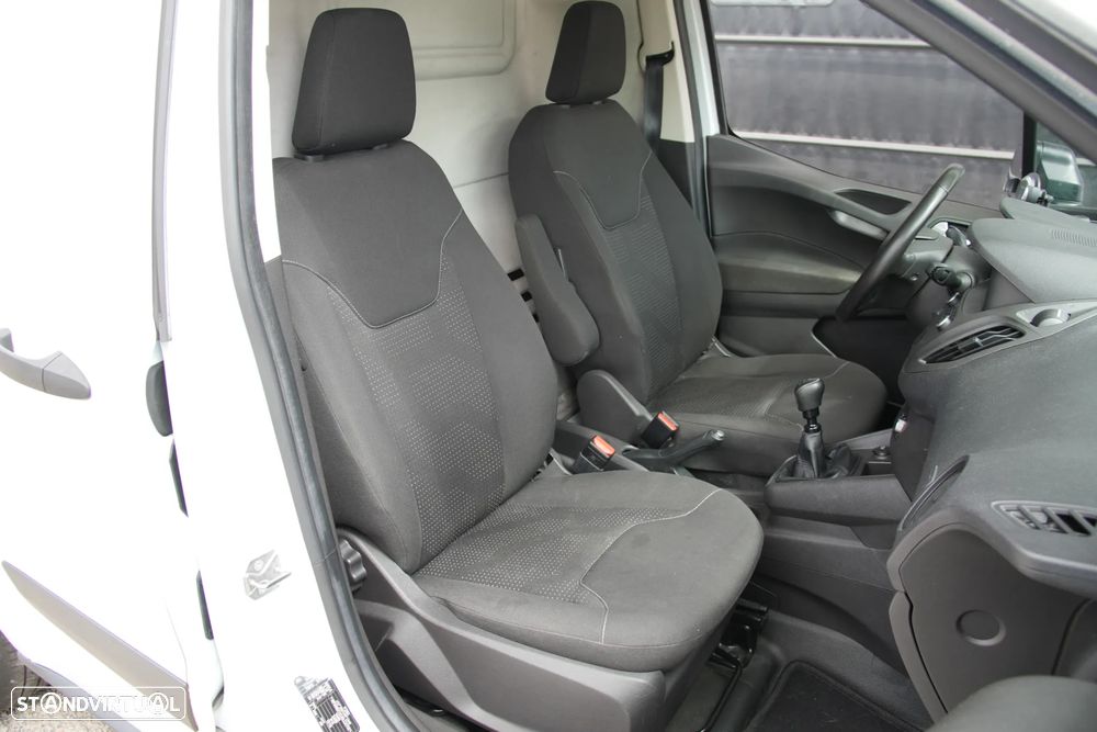Ford Transit Courier 1.5TDCI - 12