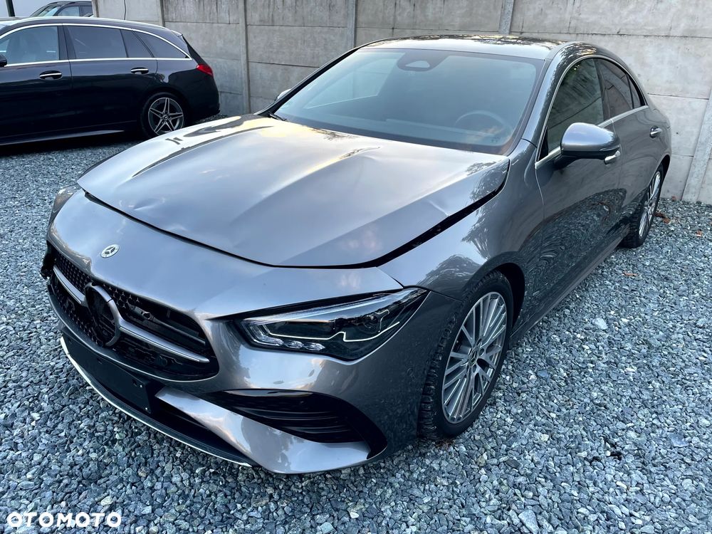 Mercedes-Benz CLA - 2