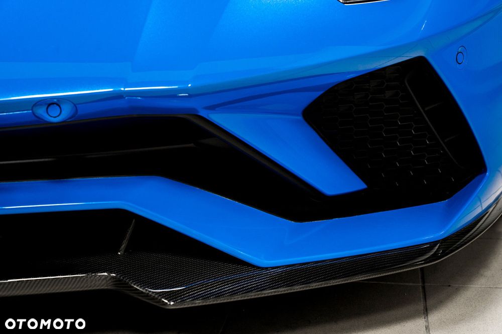 Lamborghini Aventador - 7