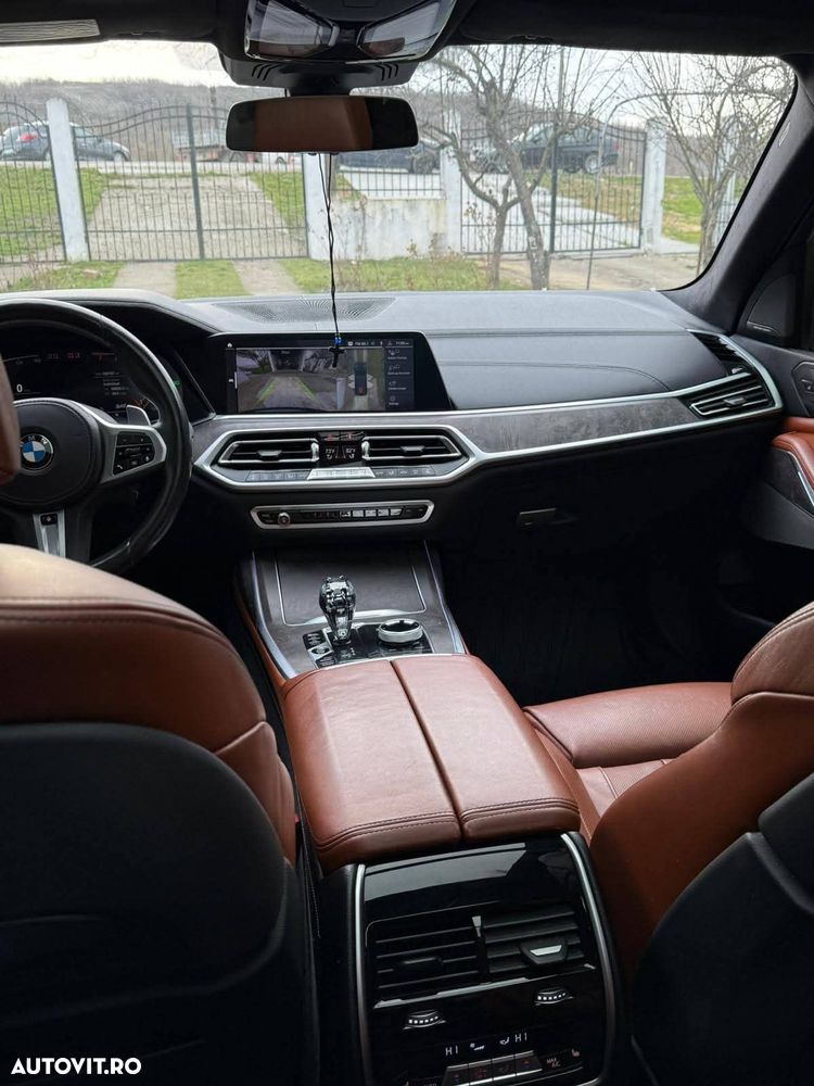 BMW X7 xDrive40i - 19