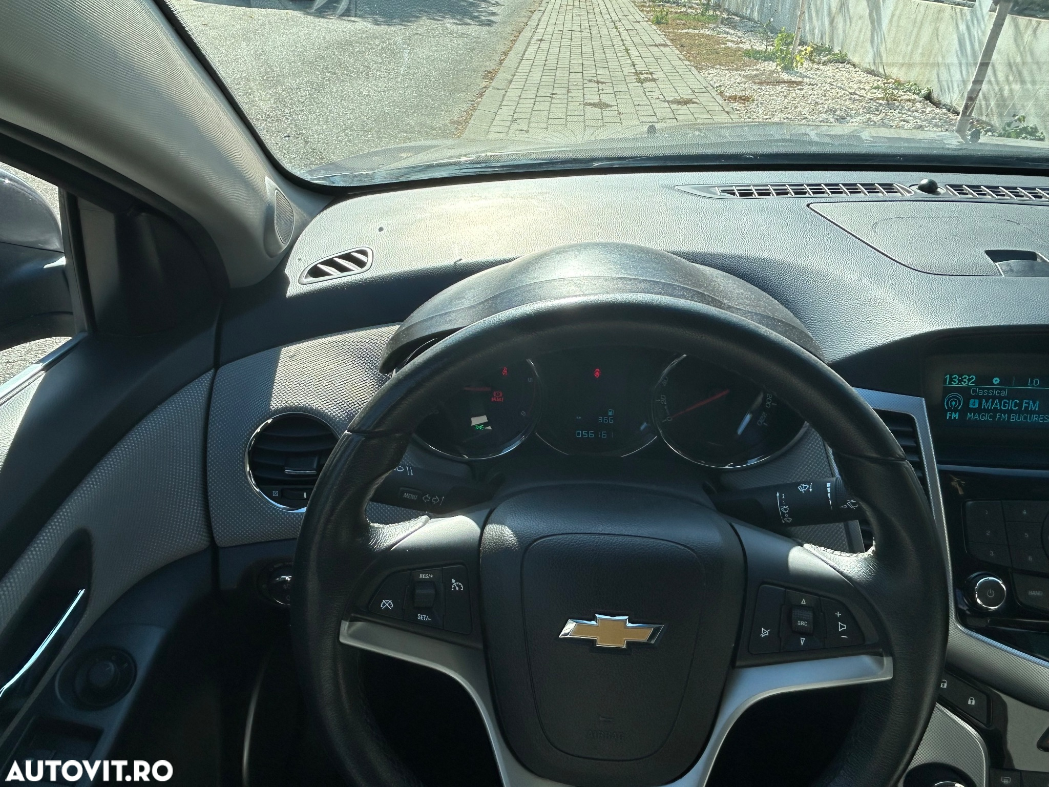 Chevrolet Cruze 2.0 SOHC LT - 8