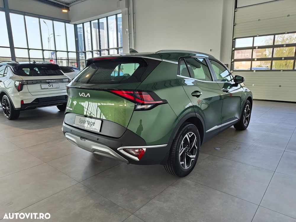 Kia Sportage 1.6 T-GDI 7DCT HP 4x2 MHEV Urban - 10