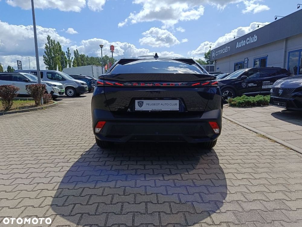 Peugeot 408 - 6