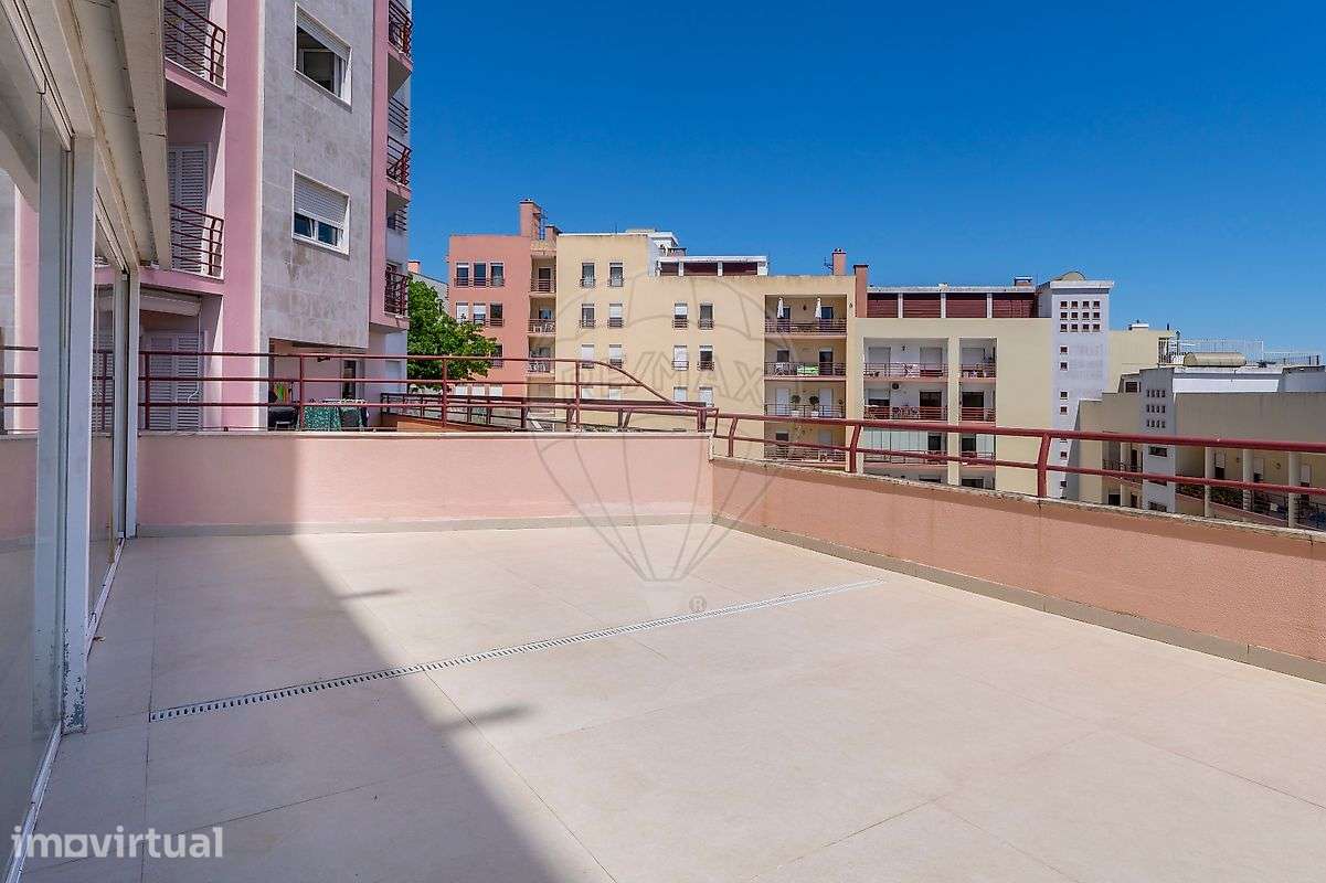 Apartamento T2 para arrendamento - Grande imagem: 3/31
