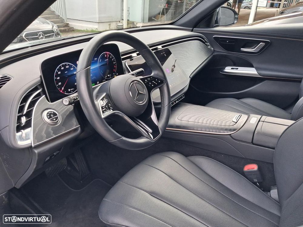 Mercedes-Benz E 300 - 10