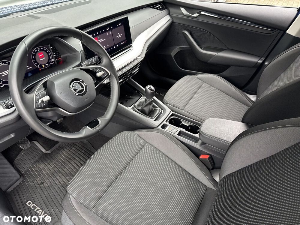 Skoda Octavia 1.5 TSI Selection - 10