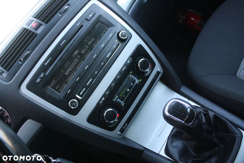 Skoda Octavia 1.2 TSI IMPULS EDITION - 19