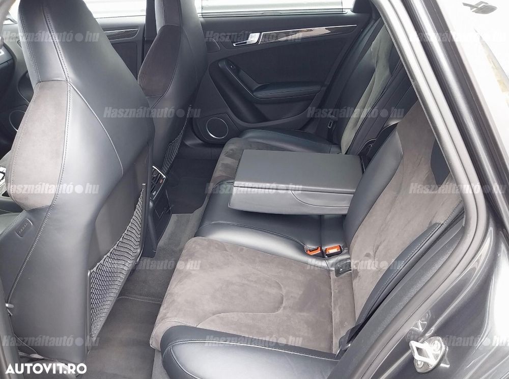 Audi RS4 Avant 4.2 FSI quattro Stronic - 8