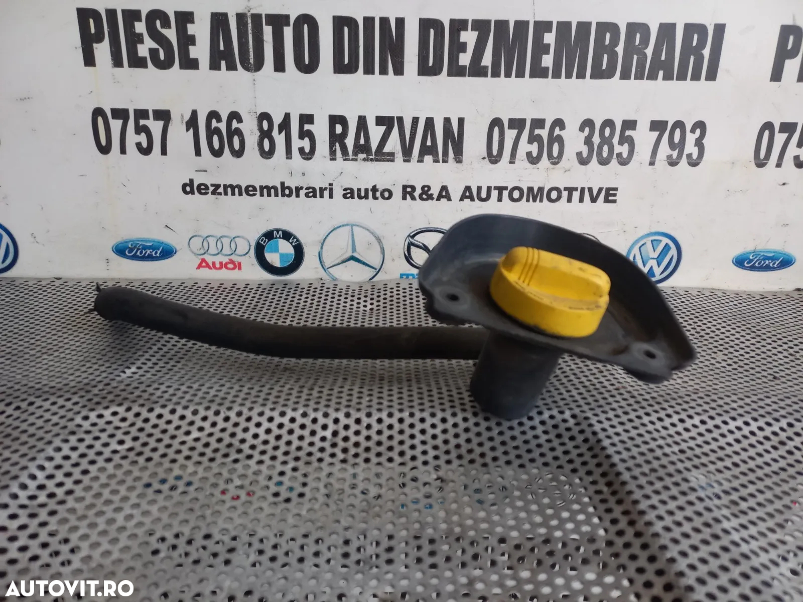 Buson Gura Umplere Ulei Renault Master Opel Movano 2.3 Dci An 2012-2013-2014-2015-2016 - Dezmembrar - 2