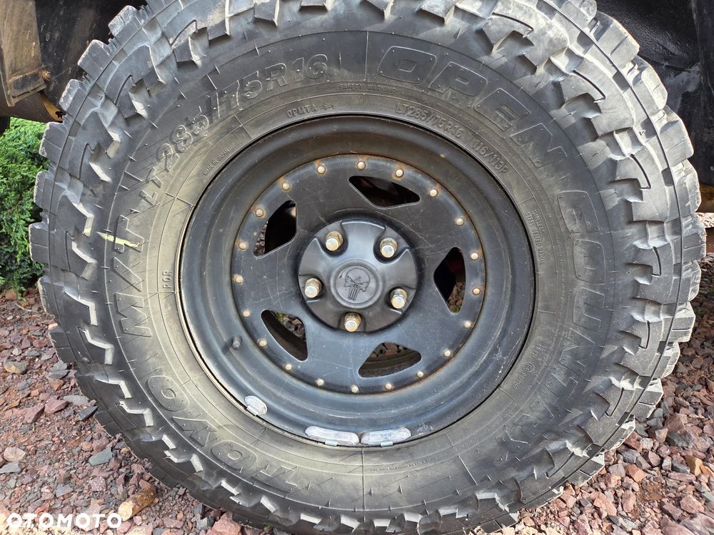 Jeep Grand Cherokee - 25