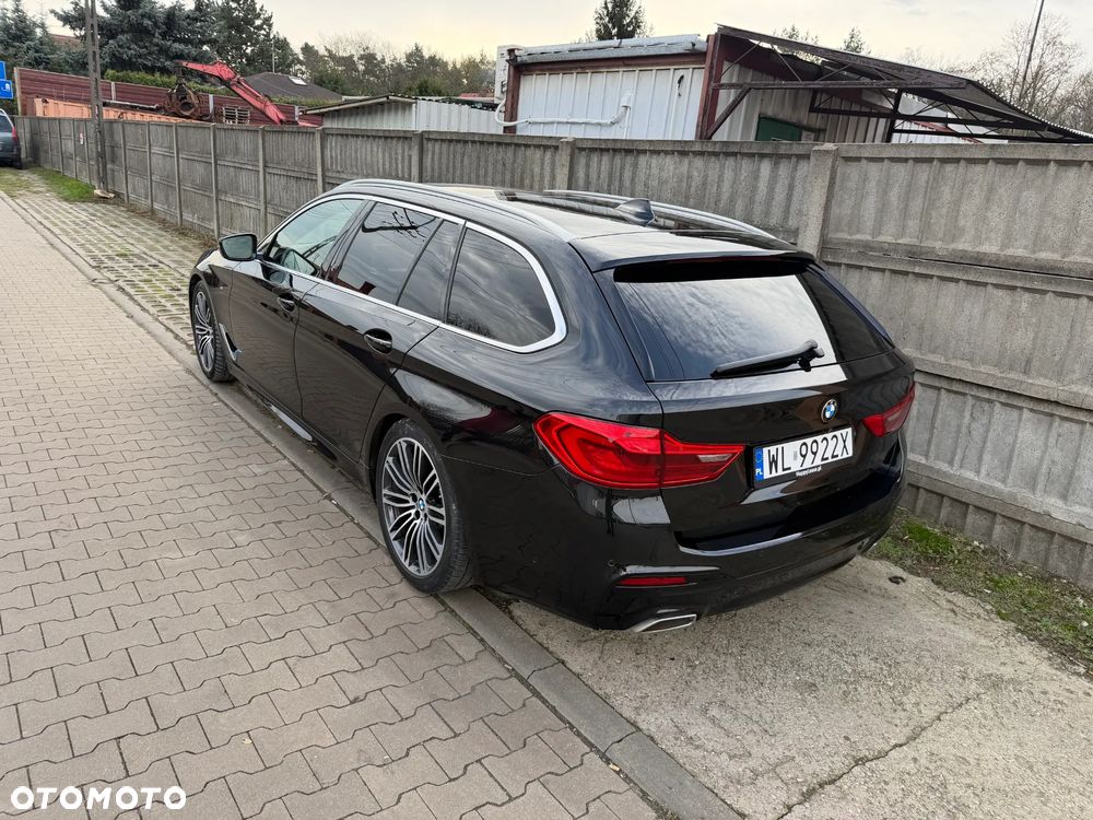BMW Seria 5 520d xDrive M Sport Edition - 9