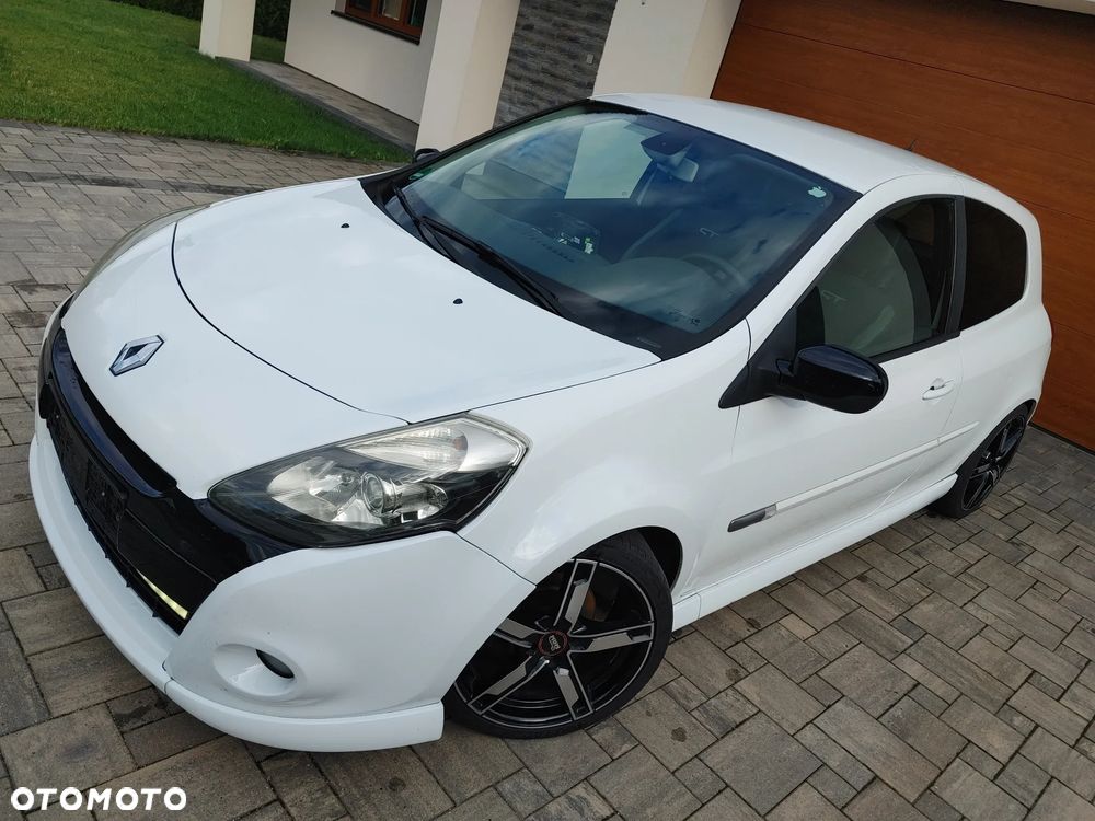 Renault Clio 1.6 16V GT - 24