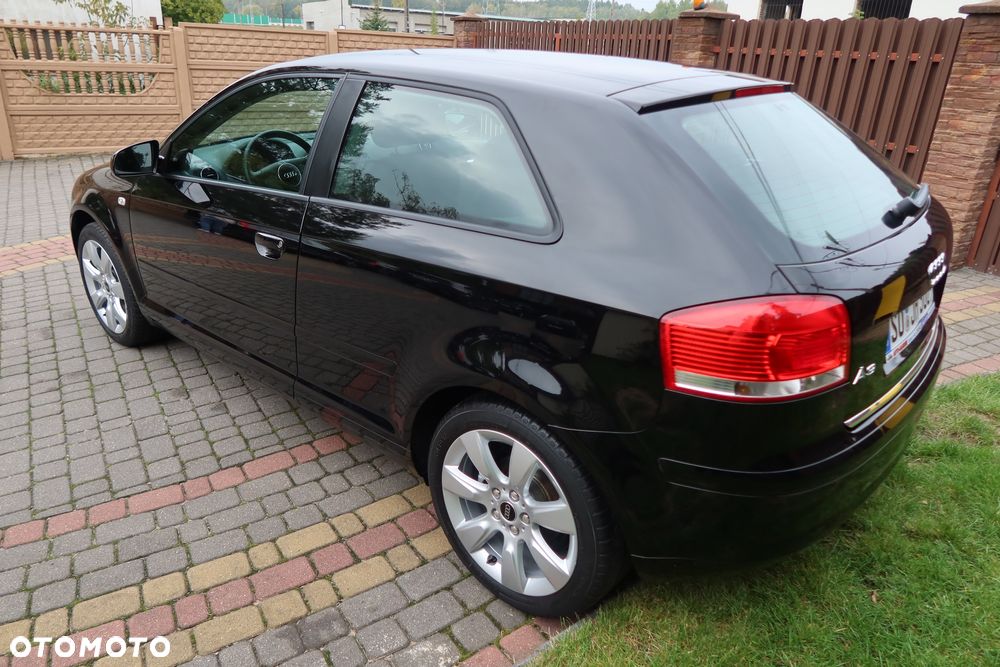 Audi A3 1.6 Limited Edition - 8