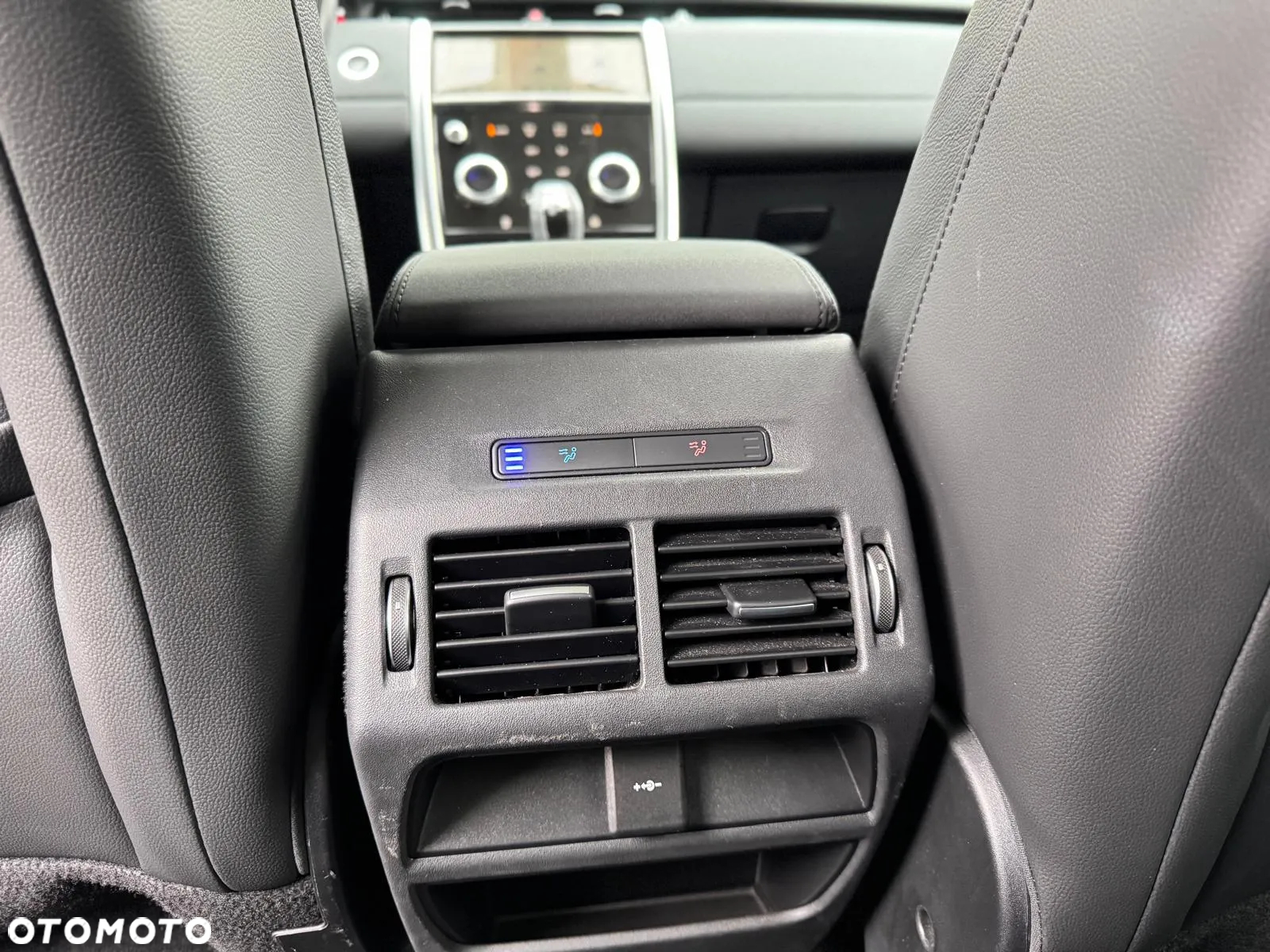 Land Rover Discovery Sport - 21