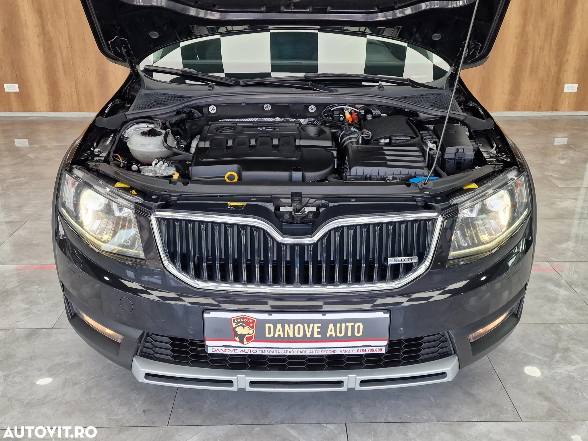 Skoda Octavia 2.0 TDI 4x4 Scout - 27
