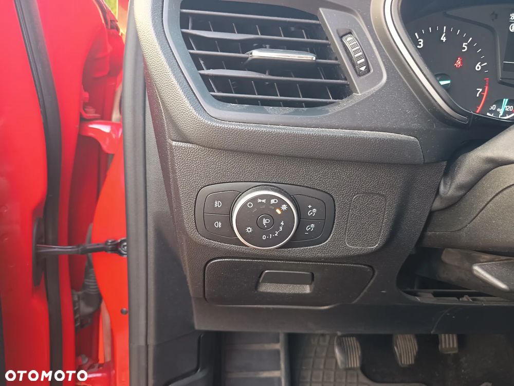 Ford Focus 1.0 EcoBoost Trend Edition - 17