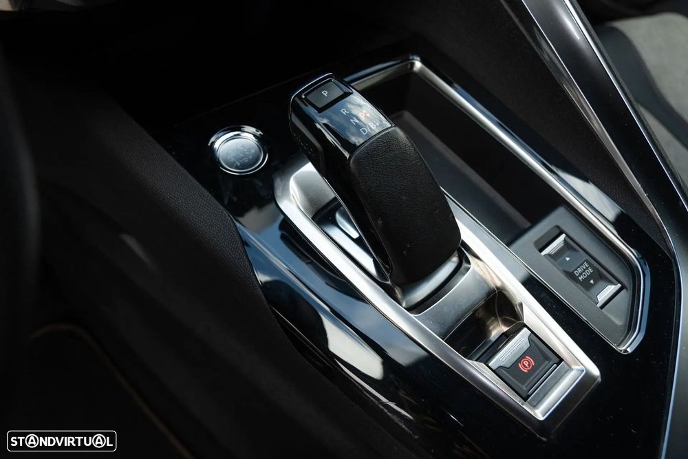 Peugeot 3008 1.6 Hybrid GT Line e-EAT8 - 10