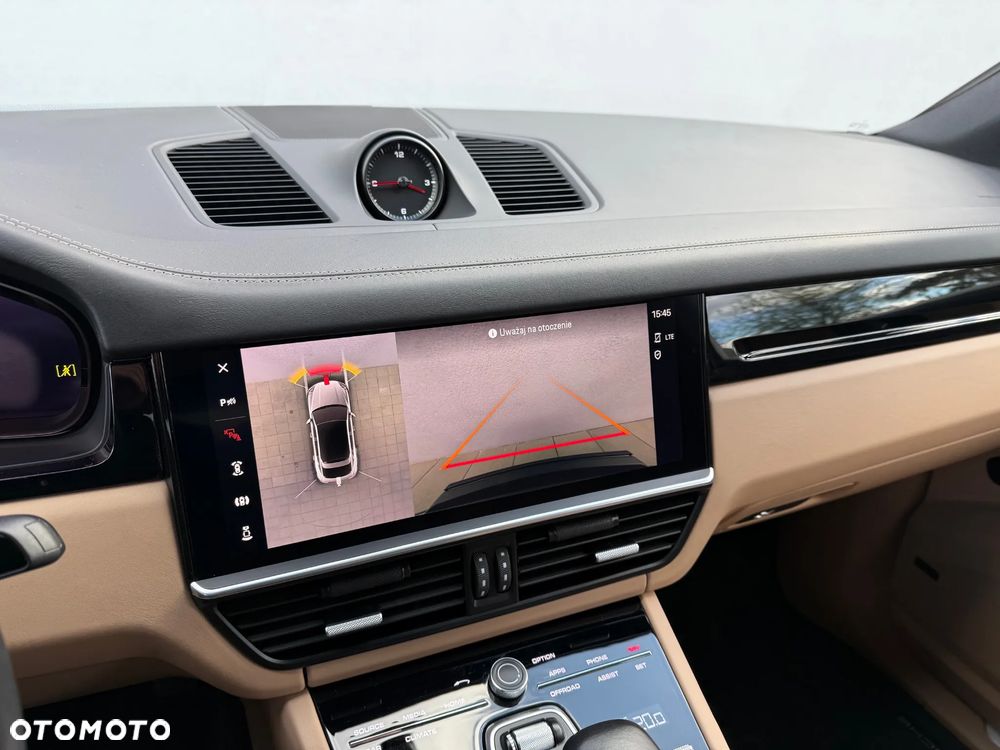 Porsche Cayenne Coupe Platinum Edition - 18
