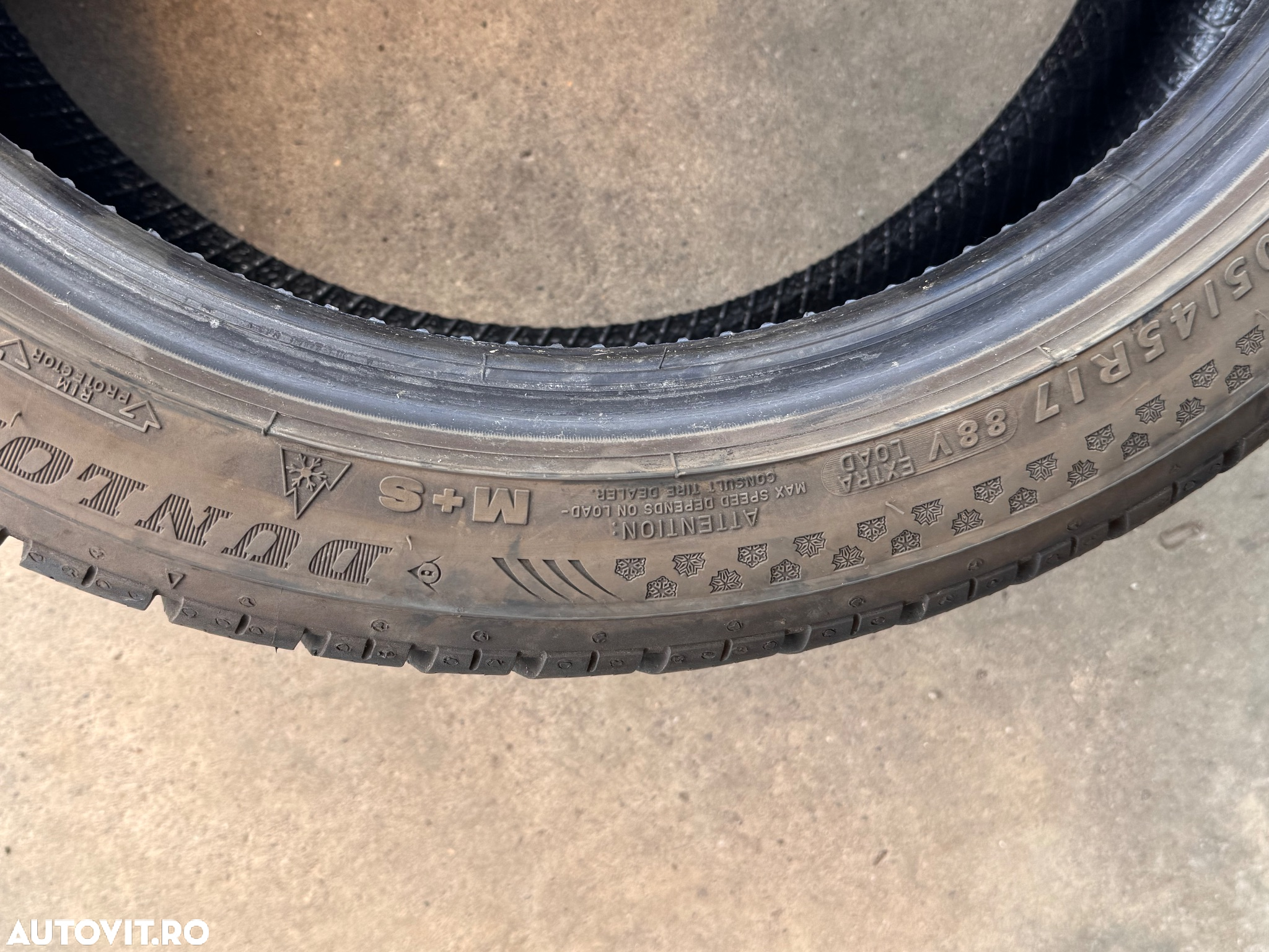 Vând 4 anvelope 205/45/17 Dunlop de iarnă second - 7