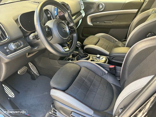 MINI Countryman Cooper SE Premium P. JCW Auto - 32