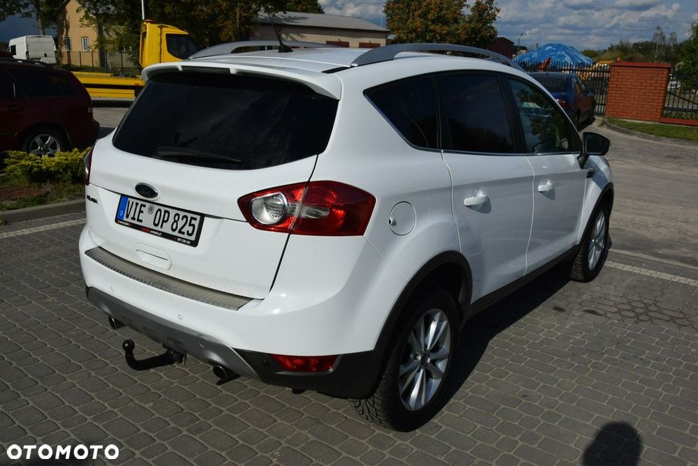 Ford Kuga 2.0 TDCi 4x4 Titanium - 12
