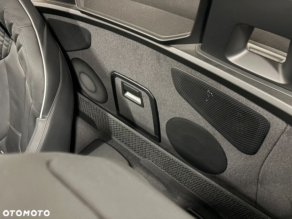 BMW Z4 sDrive20i - 17