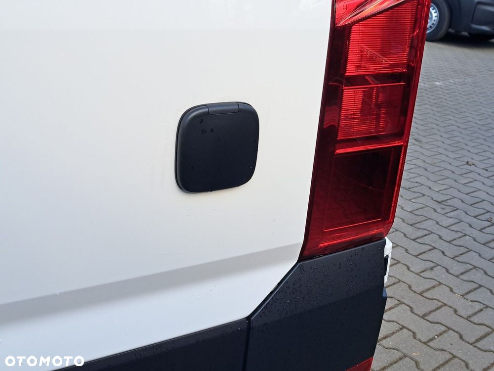 Volkswagen Crafter - 9