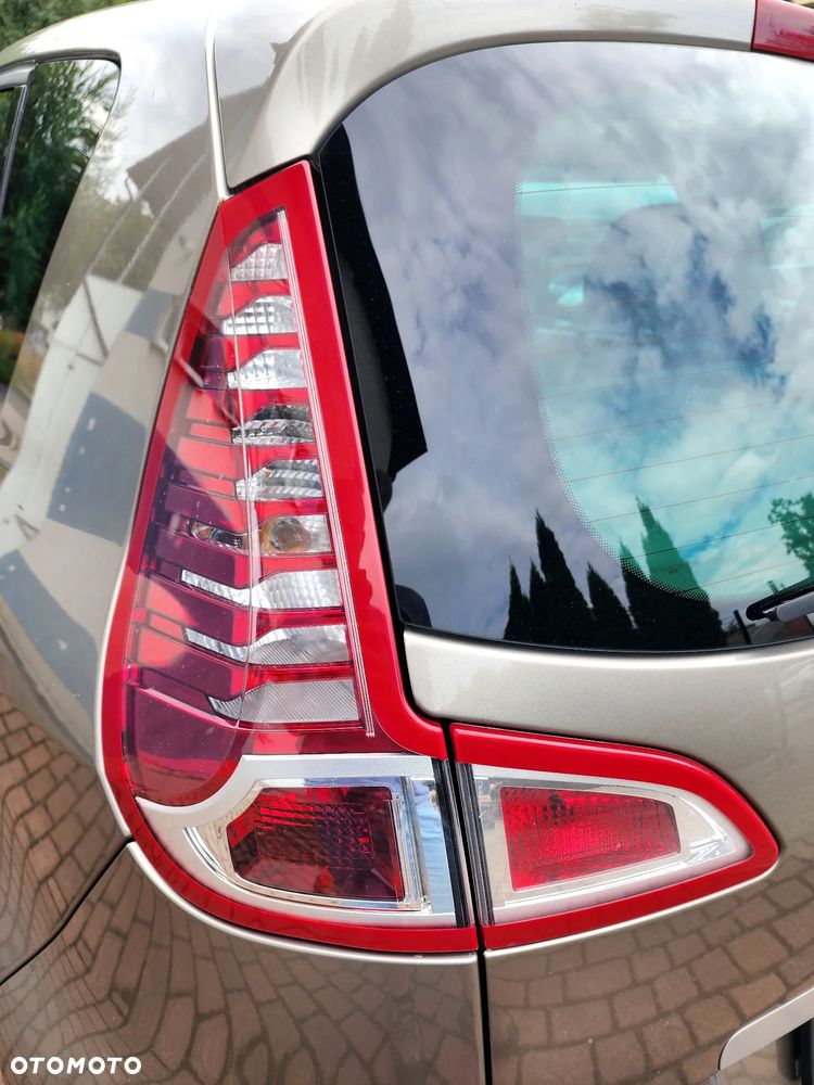 Renault Scenic 2.0 16V Privilege CVT Euro5 - 13