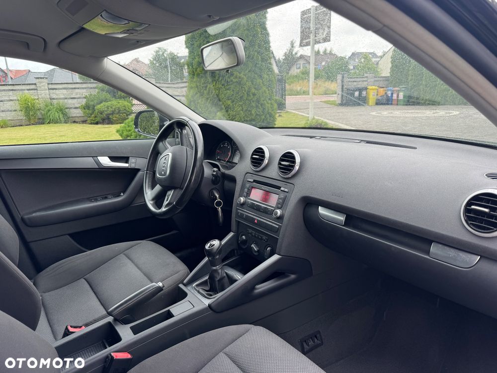 Audi A3 Sportback 2.0 TDI DPF Attraction - 7
