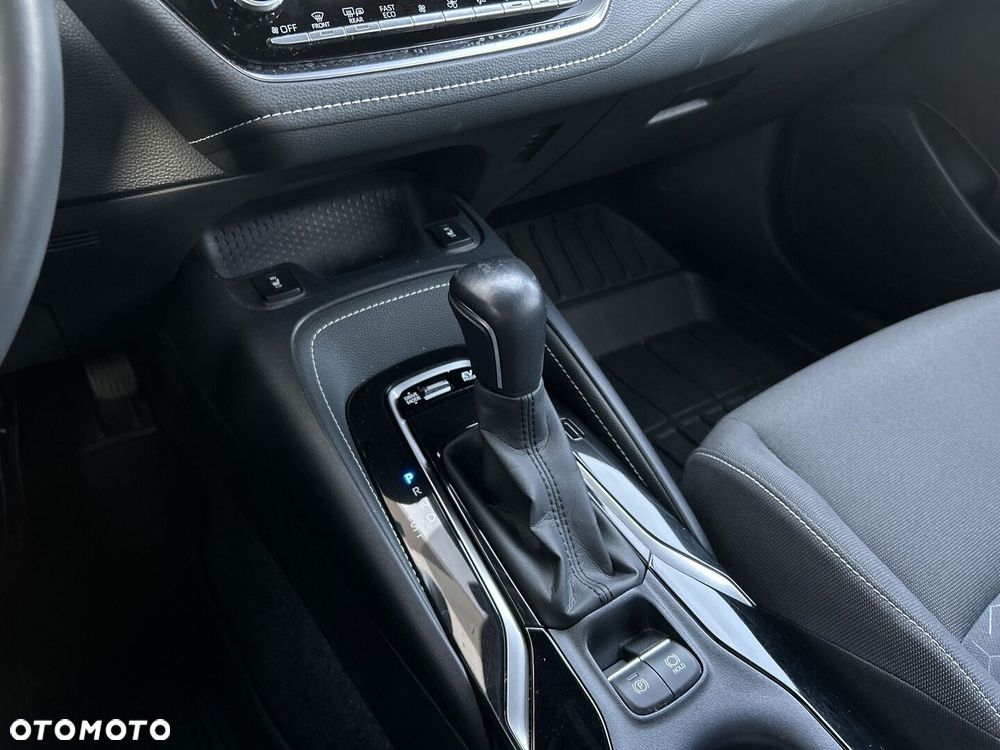 Toyota Corolla 2.0 Hybrid Comfort - 19