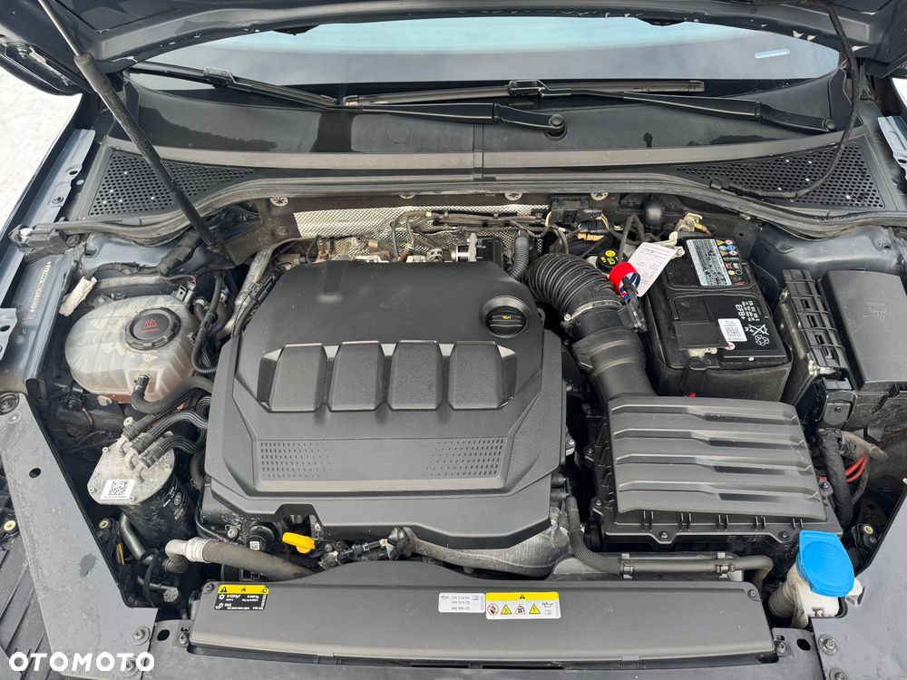 Volkswagen Passat Variant 2.0 TDI EVO Elegance DSG - 19