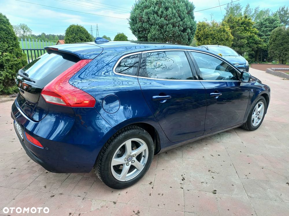 Volvo V40 - 19