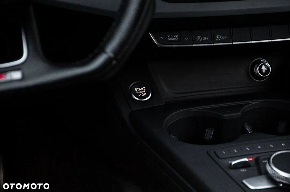 Audi A4 Avant 40 TDI S tronic S line - 36