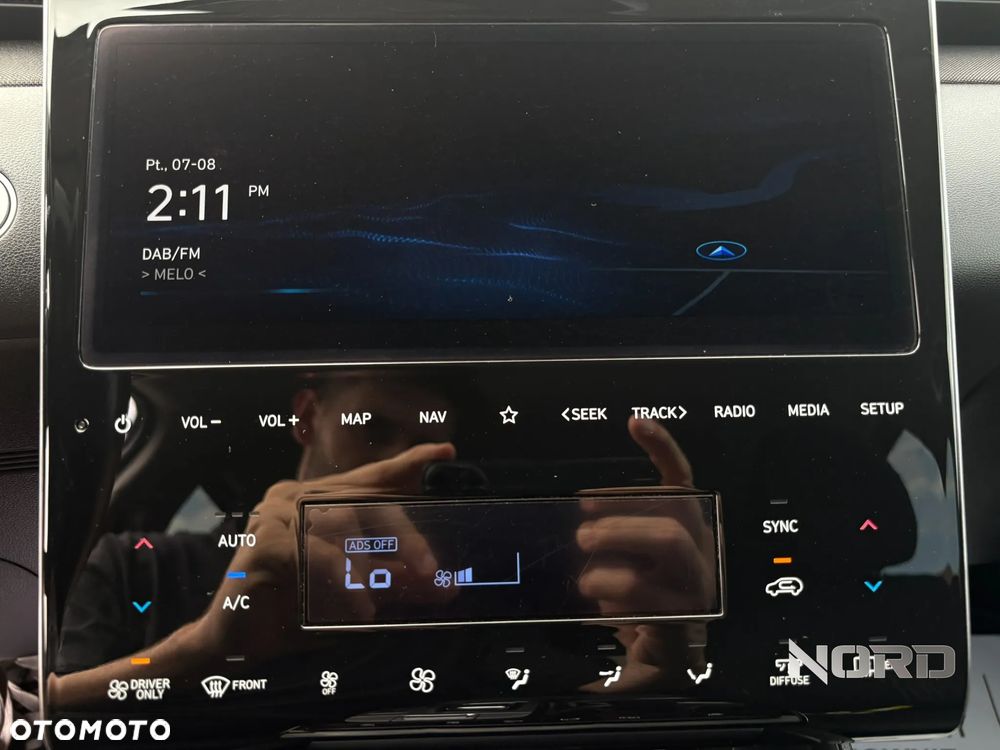 Hyundai Tucson 1.6 T-GDi HEV Executive 2WD - 28