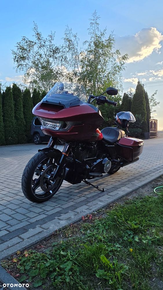 Harley-Davidson Touring Road Glide - 25