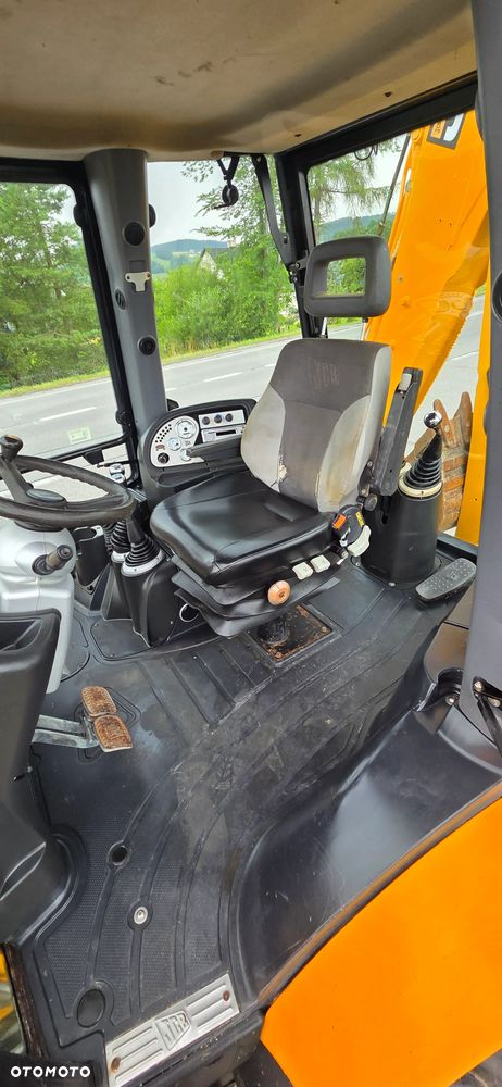 JCB JCB 4CX - 9