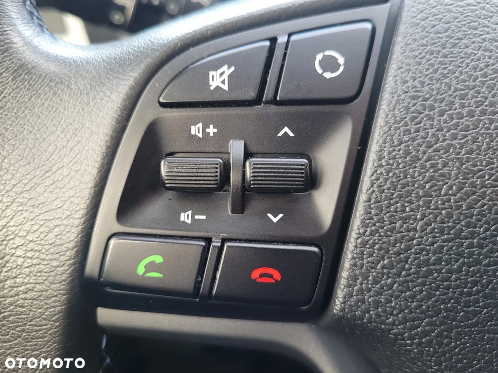 Hyundai Tucson 1.6 Turbo 2WD Navi - 22