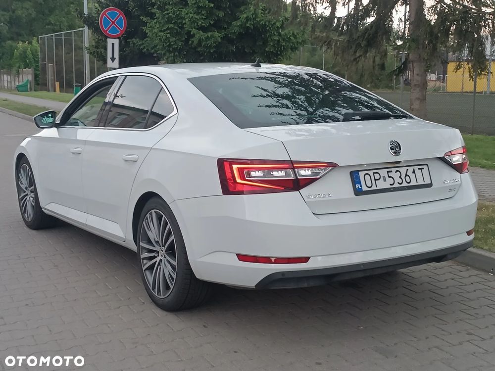 Skoda Superb 2.0 TDI 4x4 DSG Sportline - 15