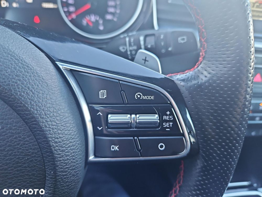 Kia ProCeed 1.6 T-GDI GT DCT - 26