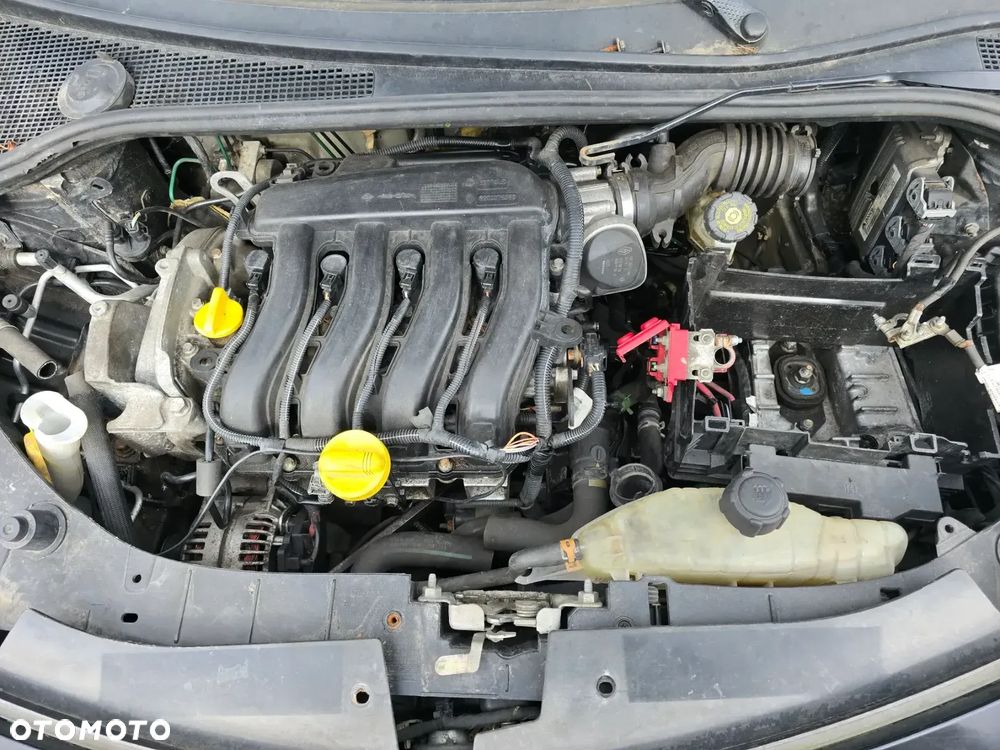 A135 / RENAULT CLIO III / NA CZĘŚCI - 8