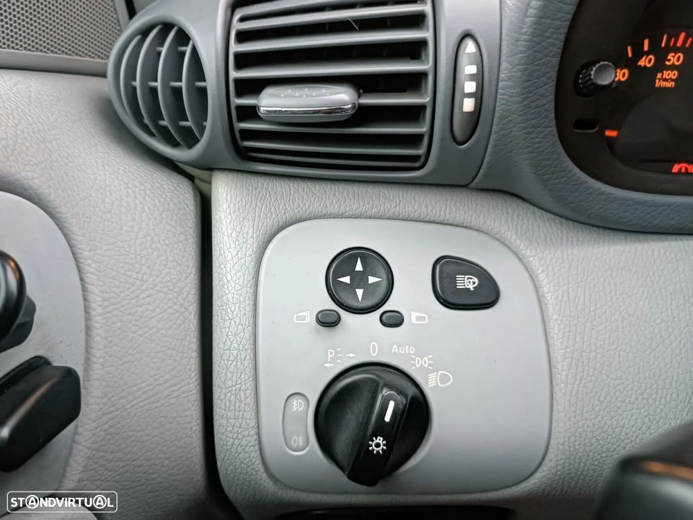 Mercedes-Benz C 220 CDI Elegance Aut. - 30