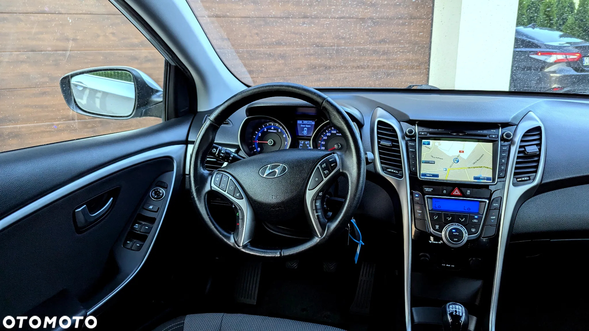 Hyundai i30 1.6 GDI Premium - 8