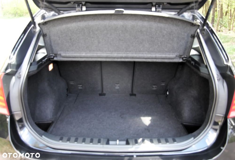 BMW X1 sDrive16d xLine - 21