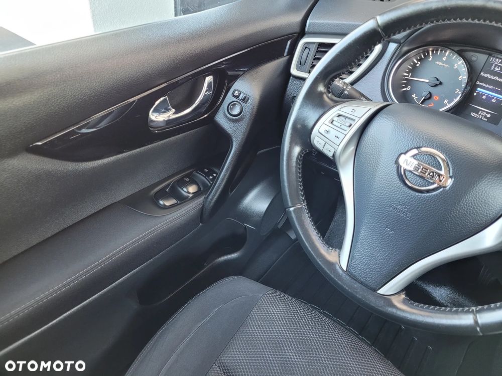 Nissan Qashqai 1.2 DIG-T Acenta EU6 - 22