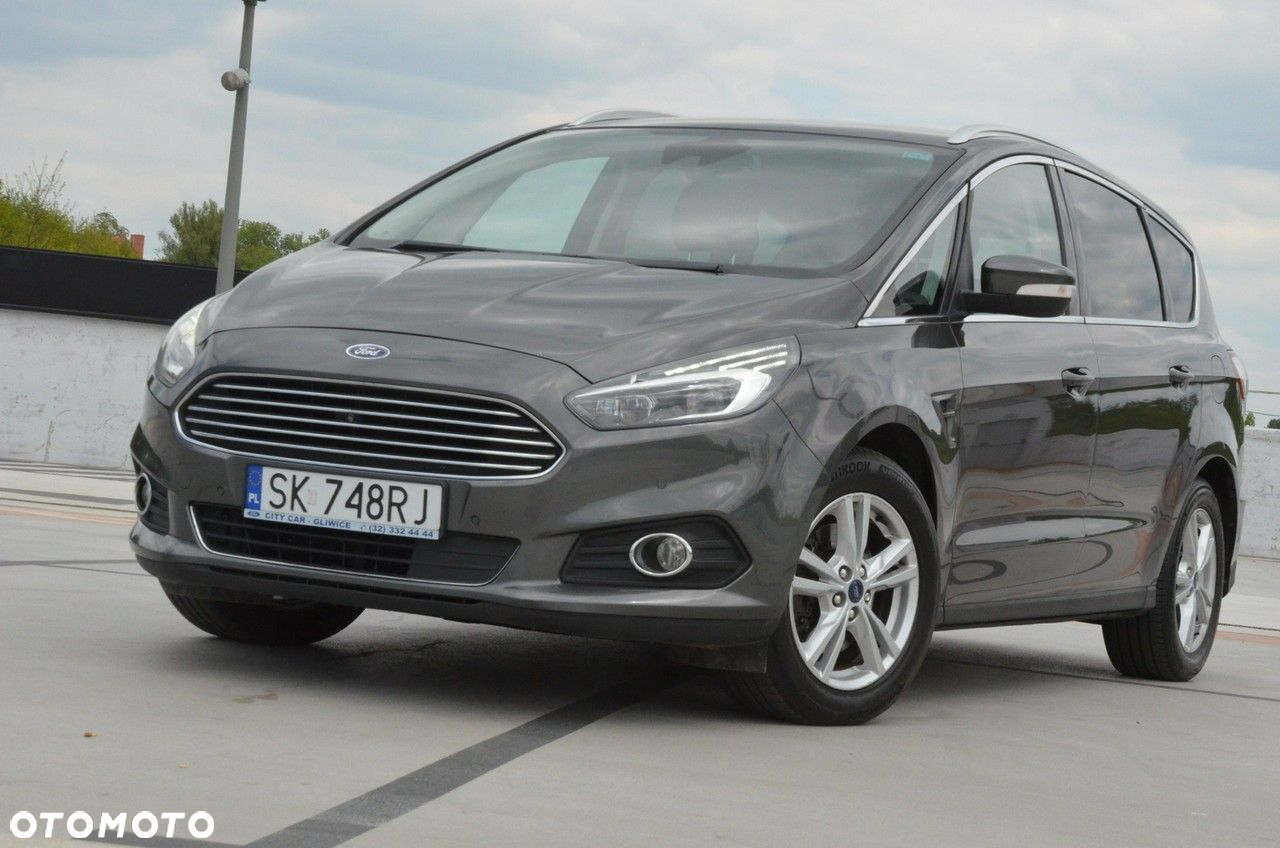 Ford S-Max 2.0 TDCi 4WD Titanium PowerShift - 6