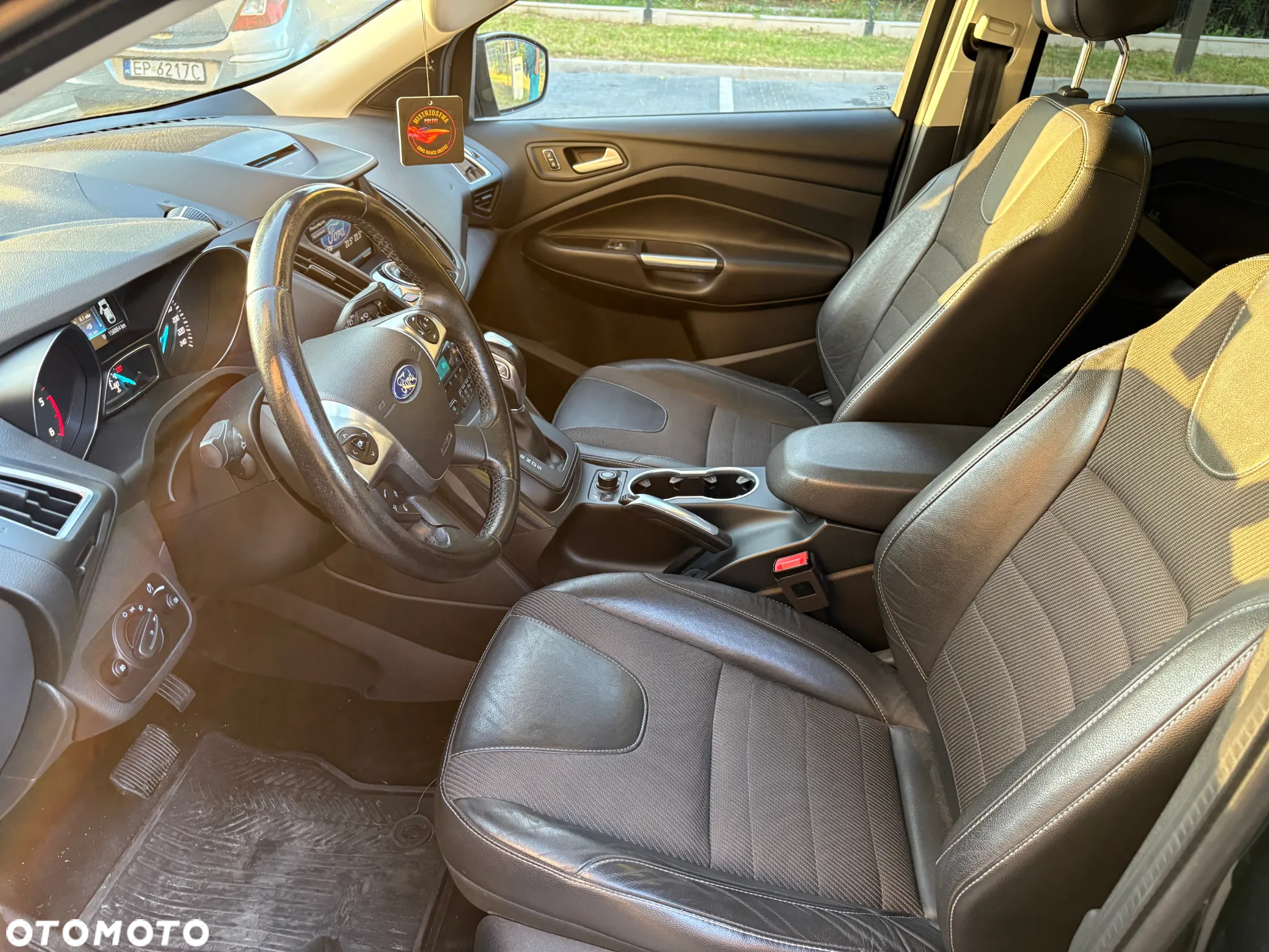 Ford Kuga 2.0 TDCi 4x4 Titanium - 10