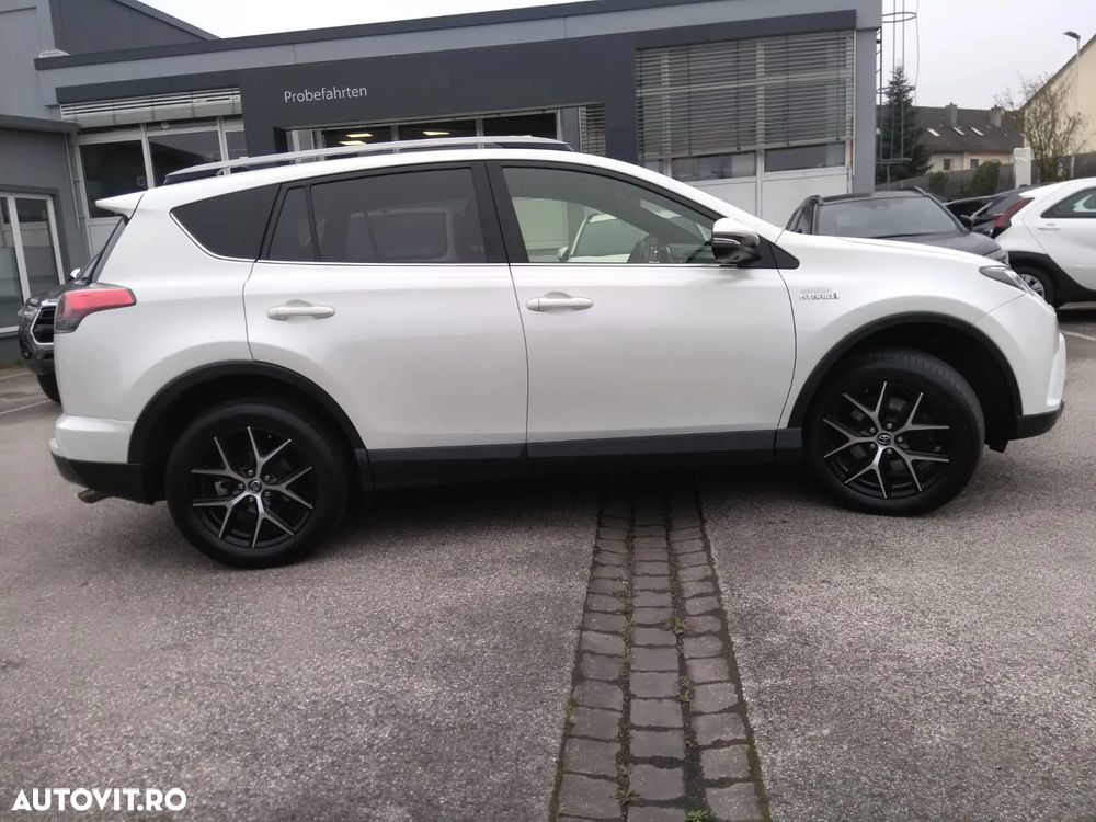 Toyota RAV4 2.5 4x4 Hybrid Style Selection - 2