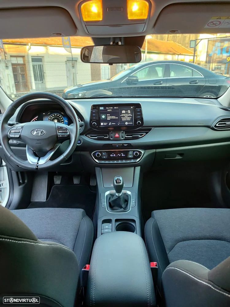 Hyundai i30 1.0 T-GDI Style Plus - 11