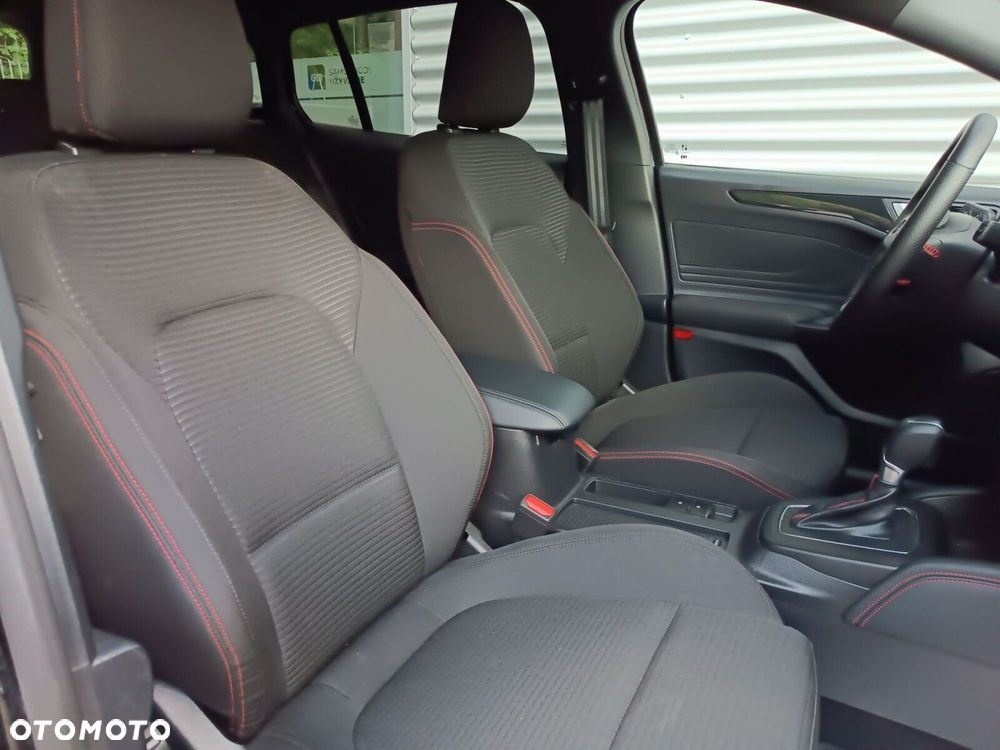 Ford Focus 1.0 EcoBoost mHEV ST-Line X - 30